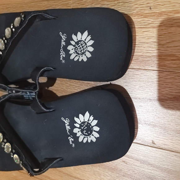 Yellow Box Black Sandals with Gold Accents - Picture 3 of 7